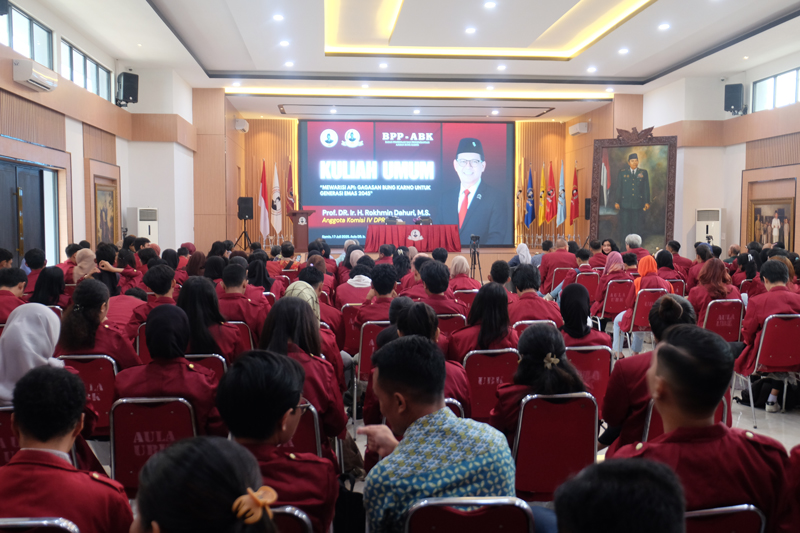 Kuliah Umum Bersama Prof. DR. Ir. H. Rokhmin Dahuri, M.S., dengan Tema “Mewarisi Api: Gagasan Bung Karno Untuk Generasi Emas 2045”
